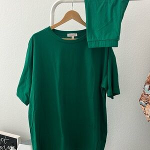 Comfy green set